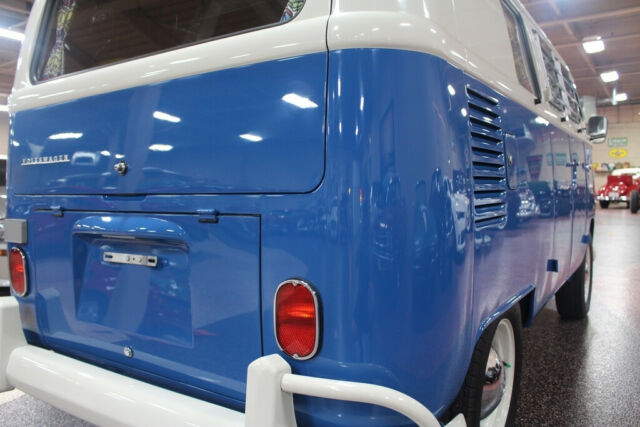 Volkswagen Westfalia Camper Bus 1965 image number 31