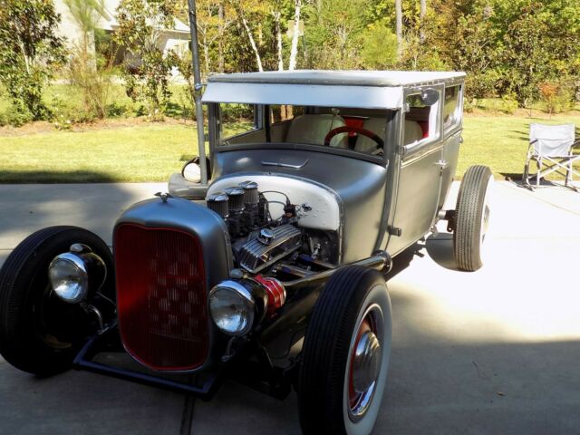 Ford Model A 1927 image number 2