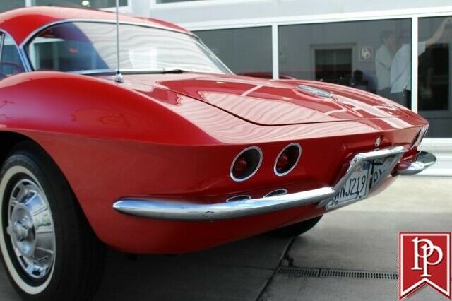 Chevrolet Corvette 1962 image number 9