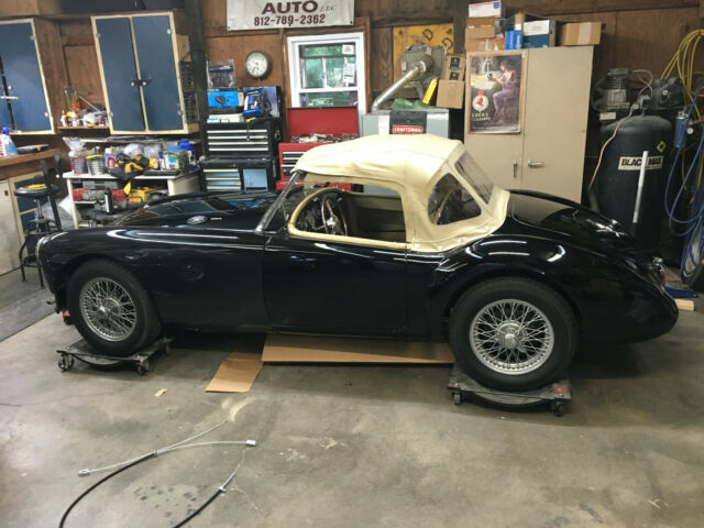 MG MGA 1961 image number 0