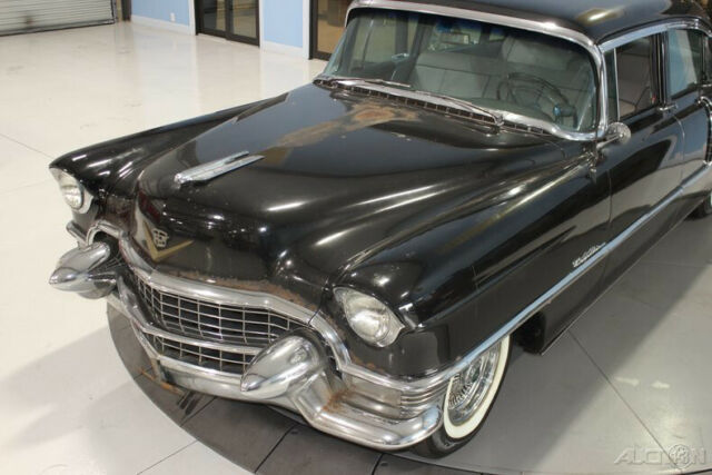 Cadillac Series 62 1955 image number 33