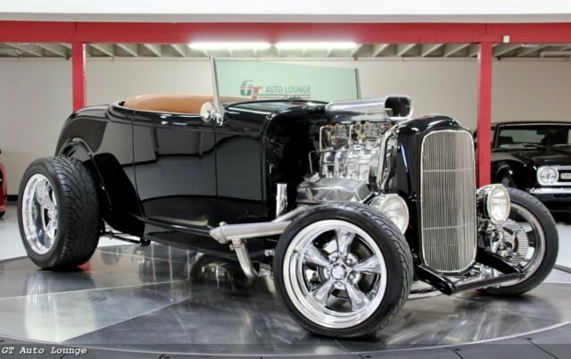 Ford Highboy 1932 image number 2