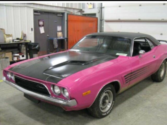 Dodge Challenger 1974 image number 31