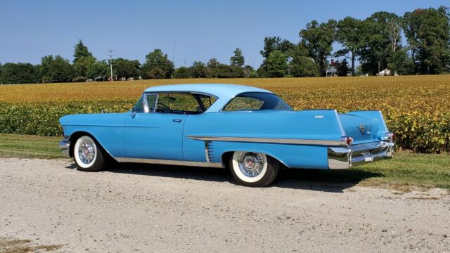 Cadillac Series 62 1957 image number 11