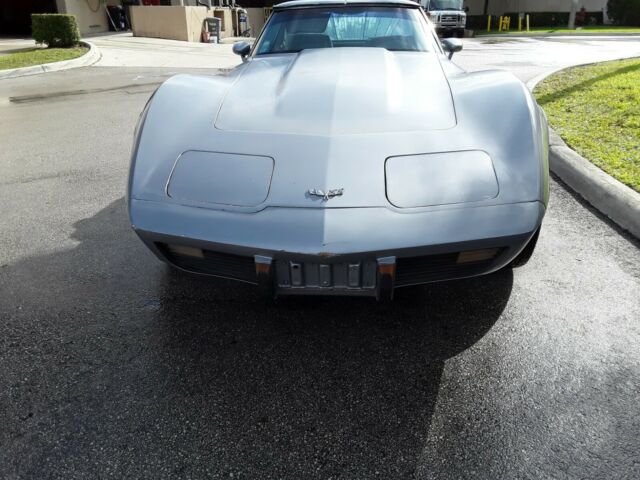 Chevrolet Corvette 1979 image number 27