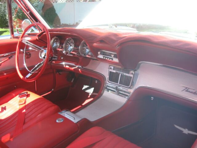 Ford Thunderbird 2 Dr Hardtop 1962 image number 5