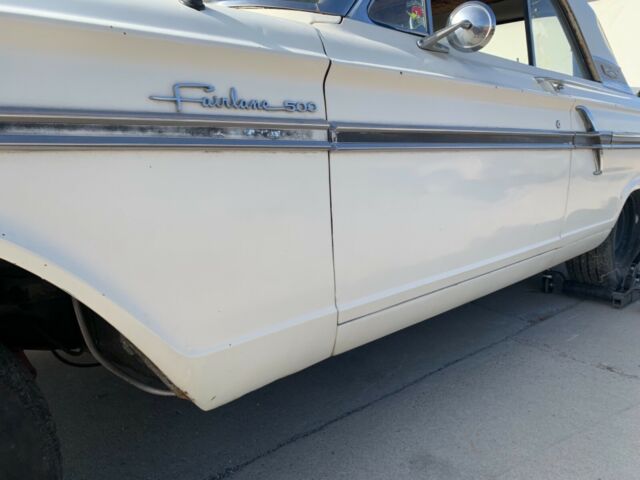 Ford Fairlane 1964 image number 28