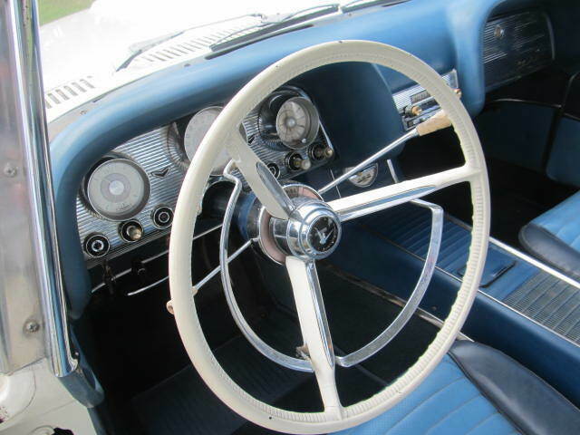 Ford Thunderbird 1959 image number 12