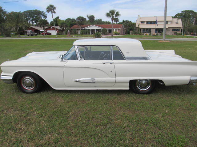 Ford Thunderbird 1959 image number 31