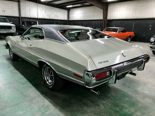 Ford Torino 1973 image number 2