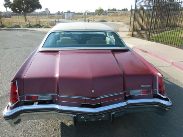 Oldsmobile Toronado 1973 image number 31