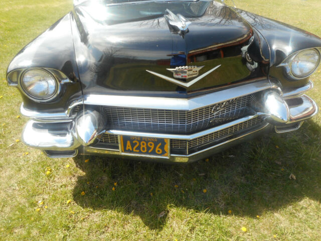 Cadillac Fleetwood 1956 image number 2