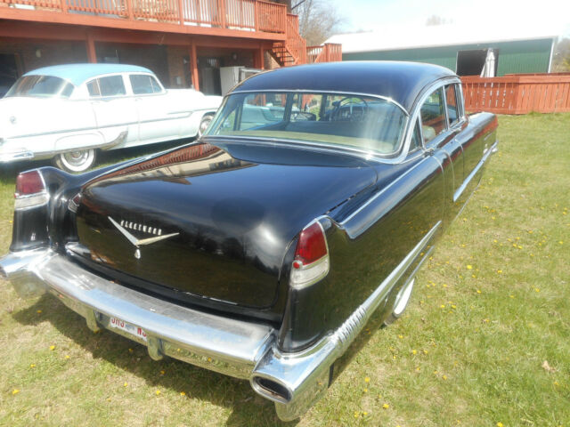 Cadillac Fleetwood 1956 image number 20