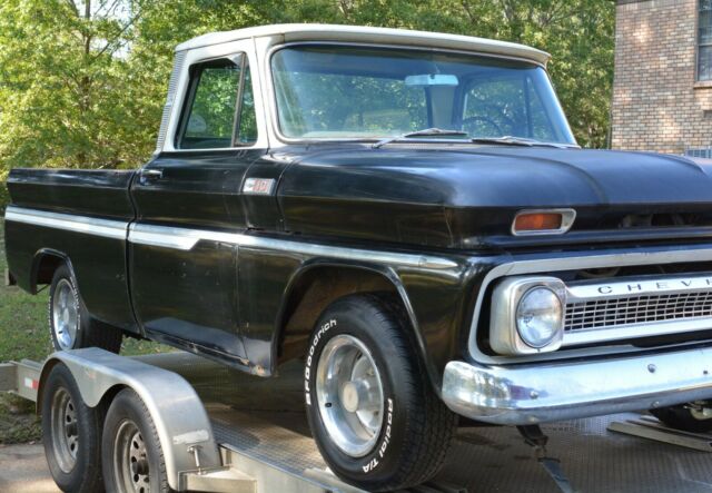 Chevrolet C-10 1965 image number 16