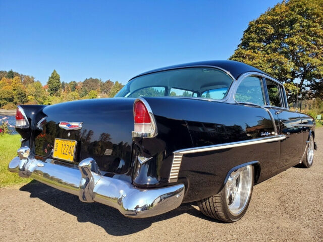 Chevrolet Bel Air/150/210 1955 image number 17