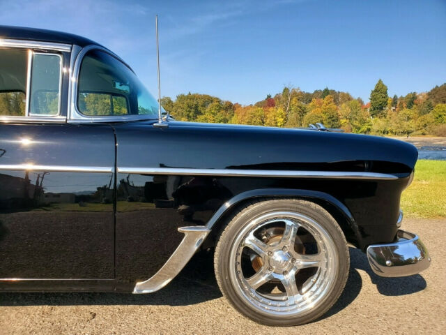 Chevrolet Bel Air/150/210 1955 image number 3