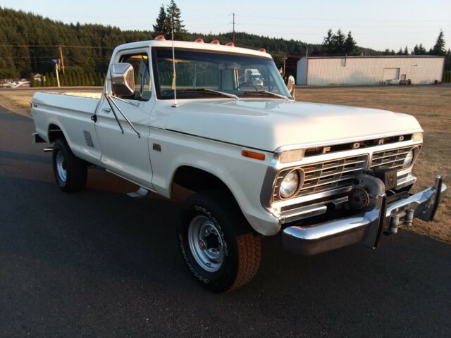 Ford F-250 1973 image number 12