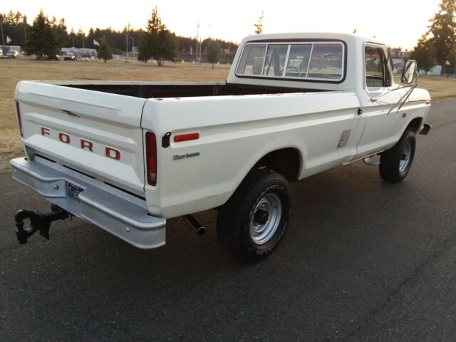 Ford F-250 1973 image number 15