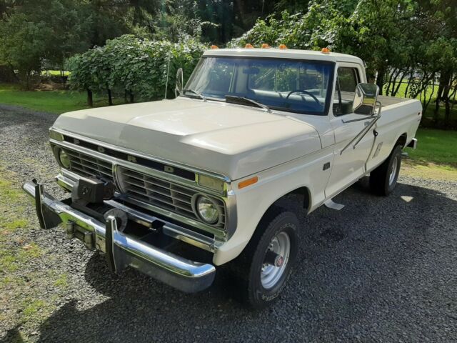 Ford F-250 1973 image number 29