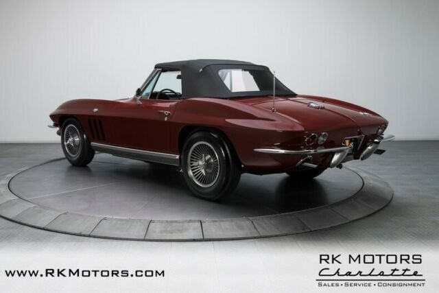 Chevrolet Corvette 1966 image number 38