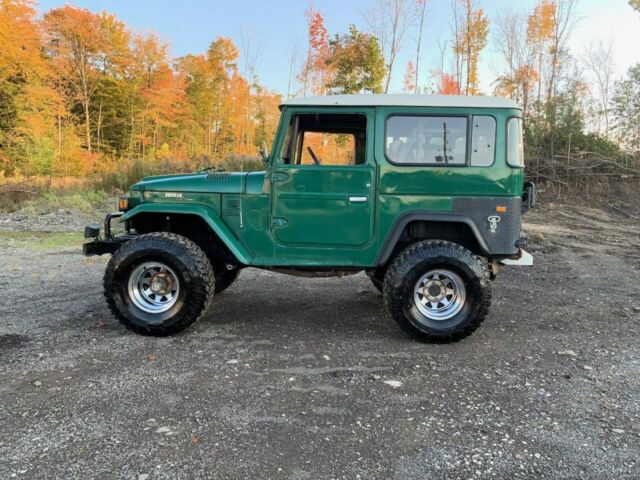 Toyota Land Cruiser 1977 image number 31