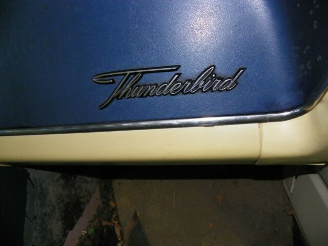 Ford Thunderbird 1966 image number 15