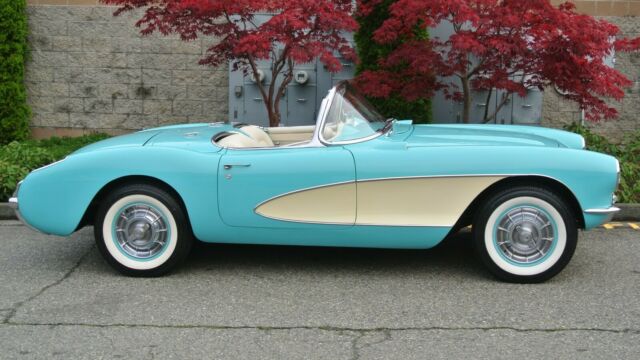 Chevrolet Corvette 1957 image number 25