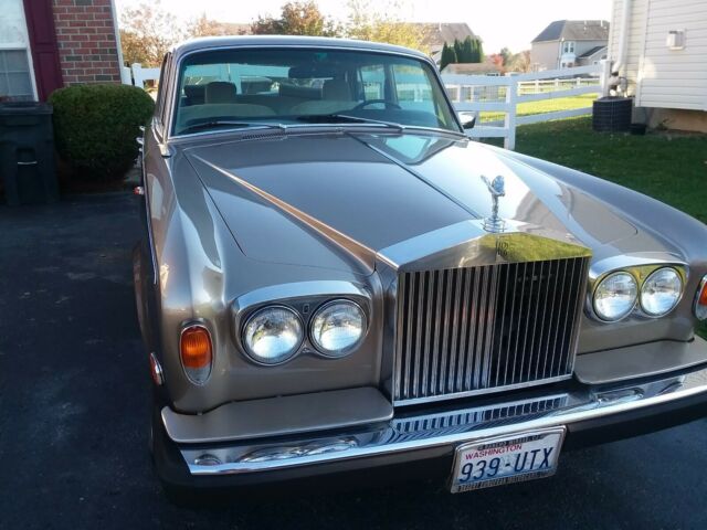 Rolls-Royce Silver Shadow 1978 image number 12