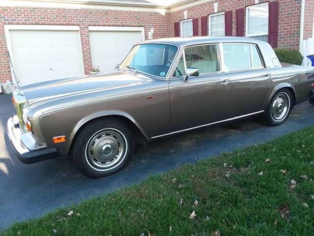 Rolls-Royce Silver Shadow 1978 image number 2