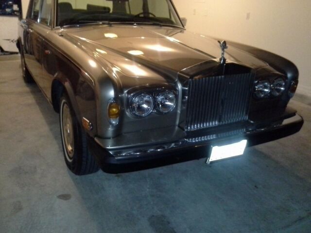 Rolls-Royce Silver Shadow 1978 image number 9