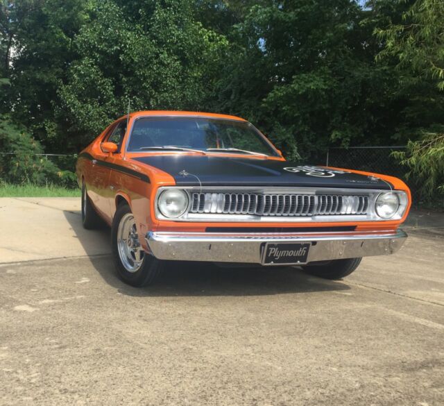 Plymouth Duster 1971 image number 1