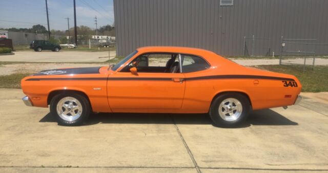 Plymouth Duster 1971 image number 14