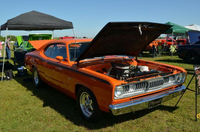 Plymouth Duster 1971 image number 22