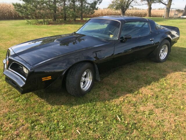 Pontiac Trans Am 1977 image number 0