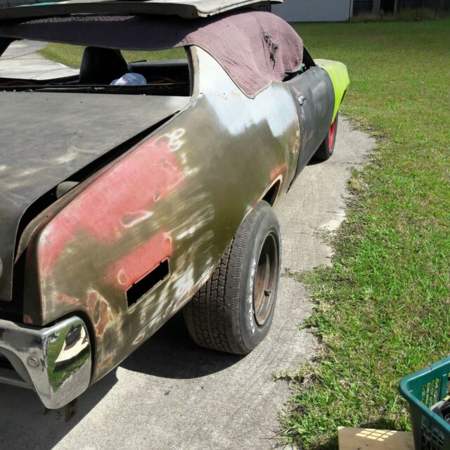 Plymouth Road Runner 1971 image number 29