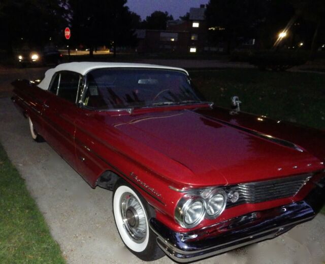 Pontiac Bonneville 1960 image number 16