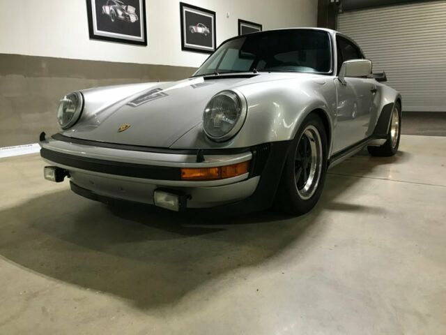 Porsche 911 1979 image number 1