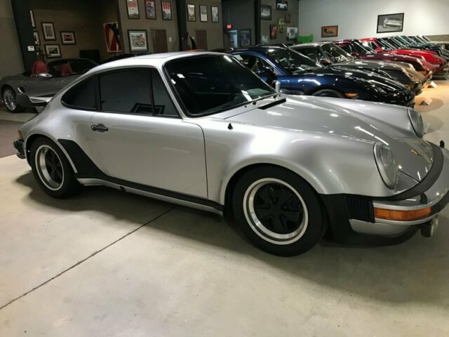 Porsche 911 1979 image number 18