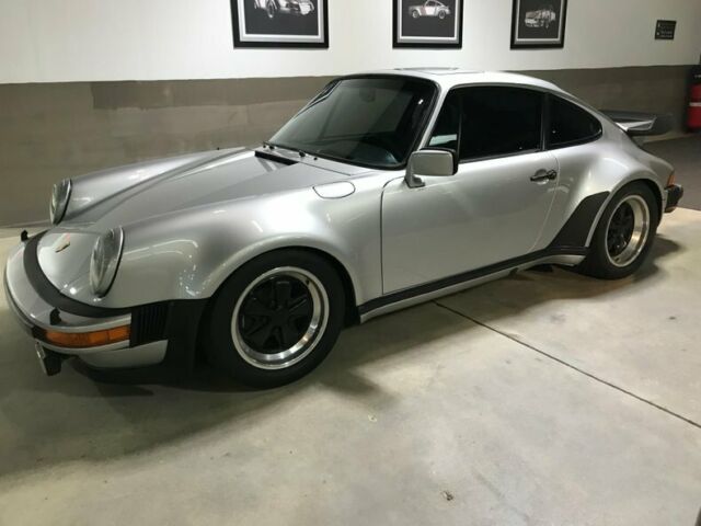 Porsche 911 1979 image number 28