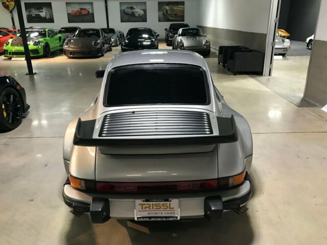 Porsche 911 1979 image number 33