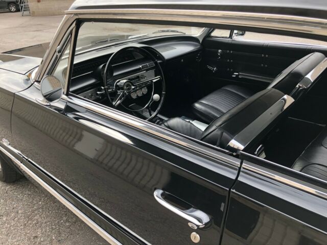 Chevrolet Impala 1963 image number 2