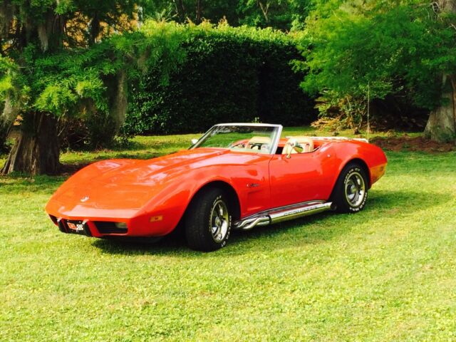 Chevrolet Corvette 1975 image number 0