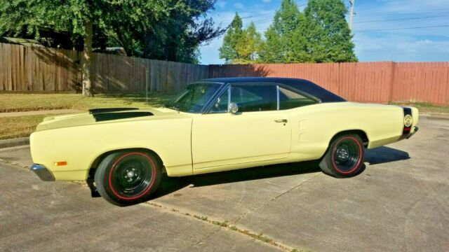 Dodge Coronet 1969 image number 28