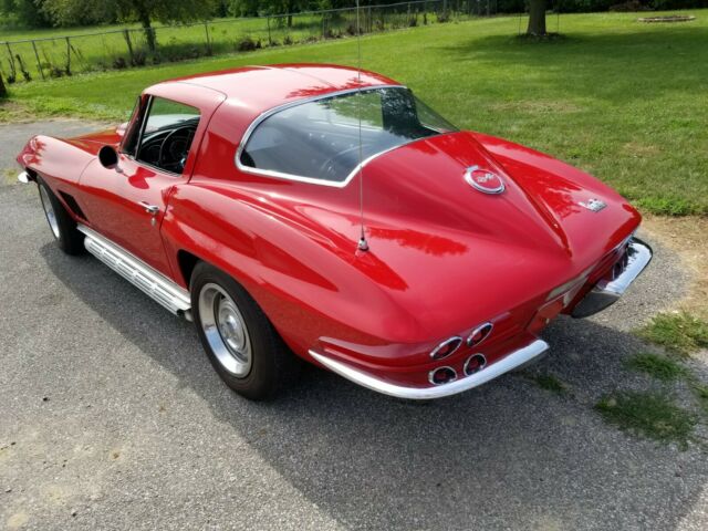 Chevrolet Corvette 1967 image number 2