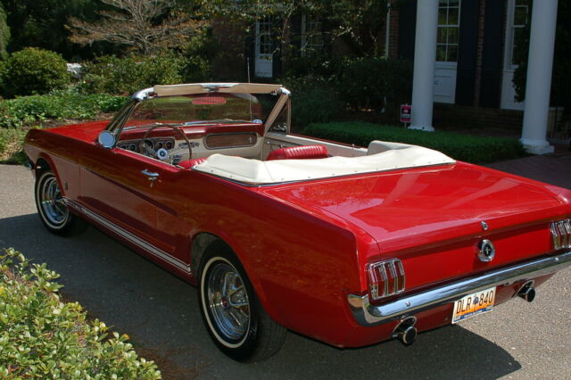 Ford Mustang 1965 image number 28