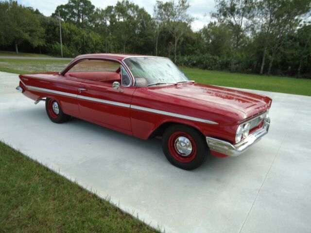 Chevrolet Bel Air/150/210 1961 image number 24