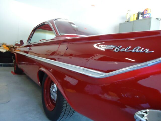 Chevrolet Bel Air/150/210 1961 image number 27