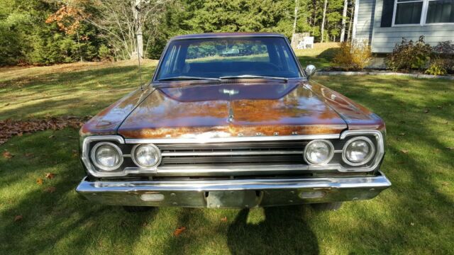 Plymouth Road Runner 1967 image number 1