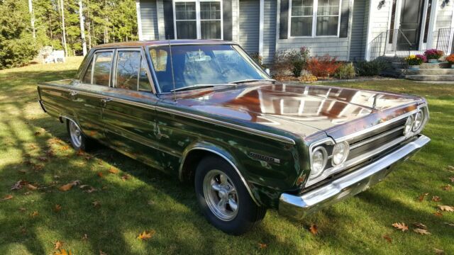 Plymouth Road Runner 1967 image number 2