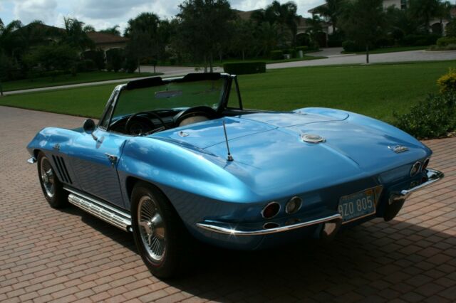 Chevrolet Corvette 1966 image number 2